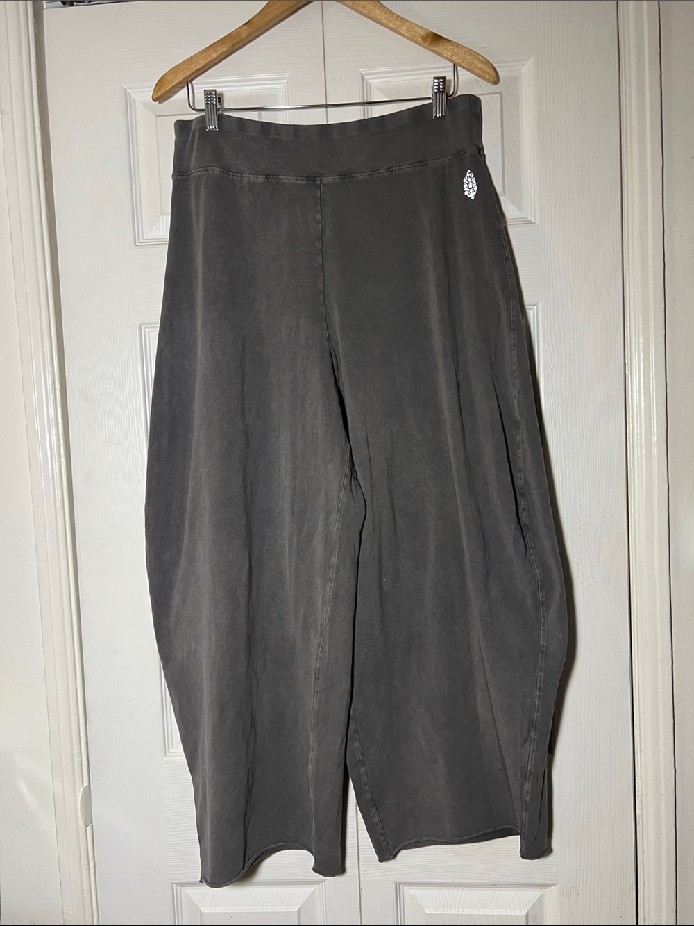 Free People Hot Shot Easy Wide Leg Pant Women’s Medium - Picture 3 of 9